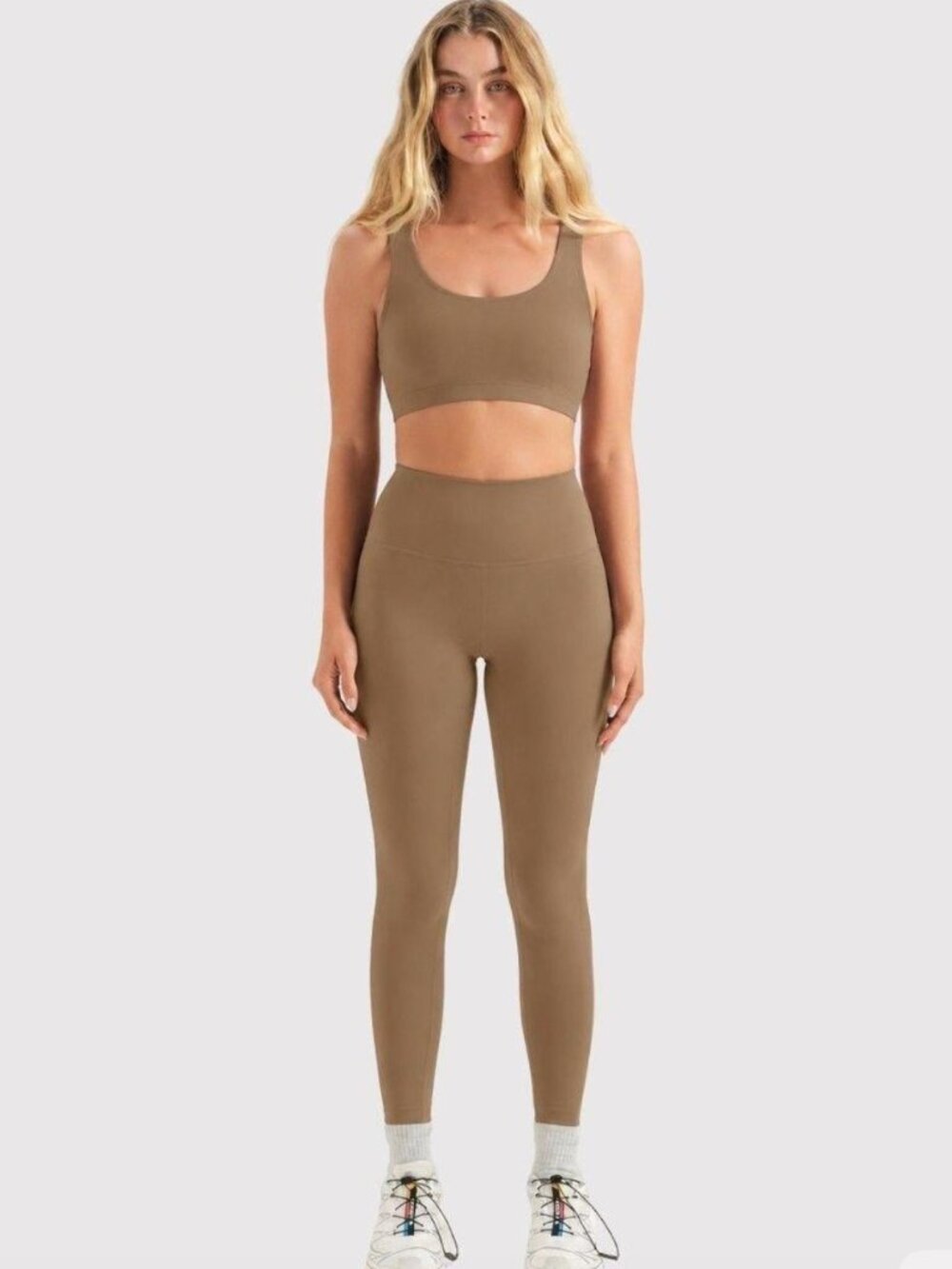 SET ACTIVE Sportbody Brown Leggings Size M